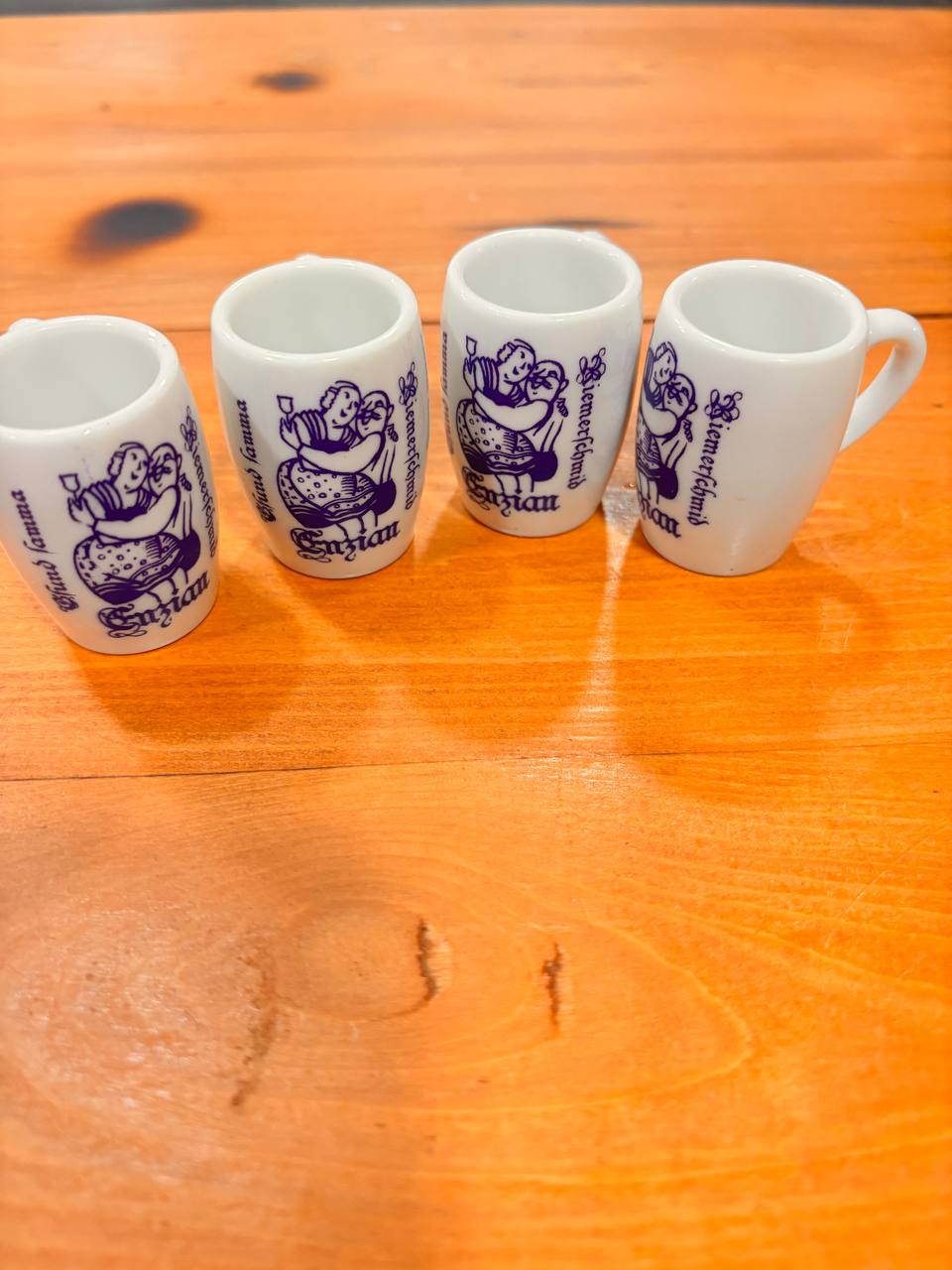 Lot 001: Vintage Riemerschmid German Mini Steins